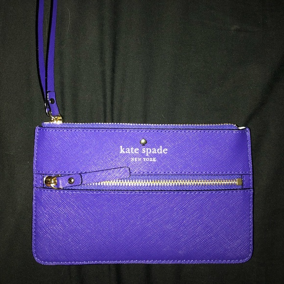 Kate Spade Wristlet (never used) - Picture 1 of 3